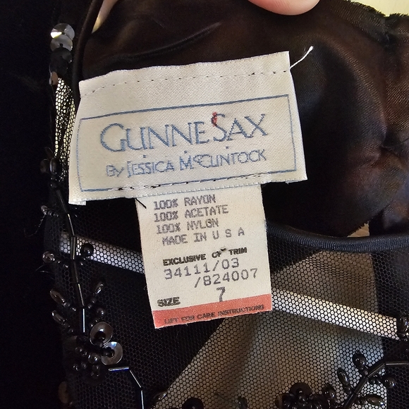 GUNNIE SAX Vintage Prom Party Tiered Dress Velvet Ruffle Mesh Floral Beadwork - Picture 2 of 12